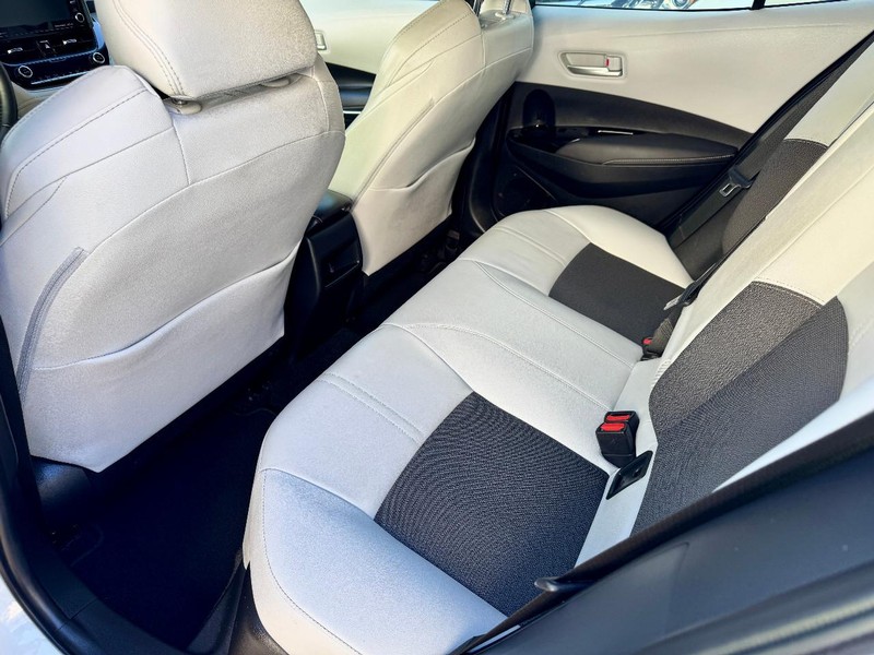 Toyota Corolla XSE Vehicle Image 17