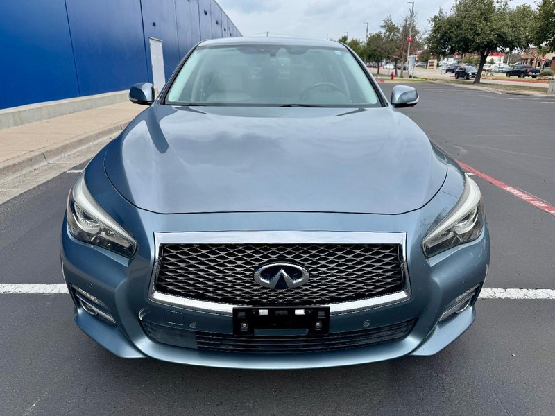 INFINITI Q50 Hybrid Premium AWD Vehicle Full-screen Gallery Image 07