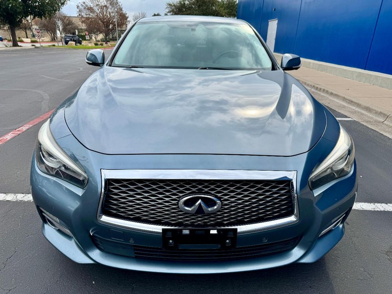 INFINITI Q50 Hybrid Premium AWD Vehicle Full-screen Gallery Image 12