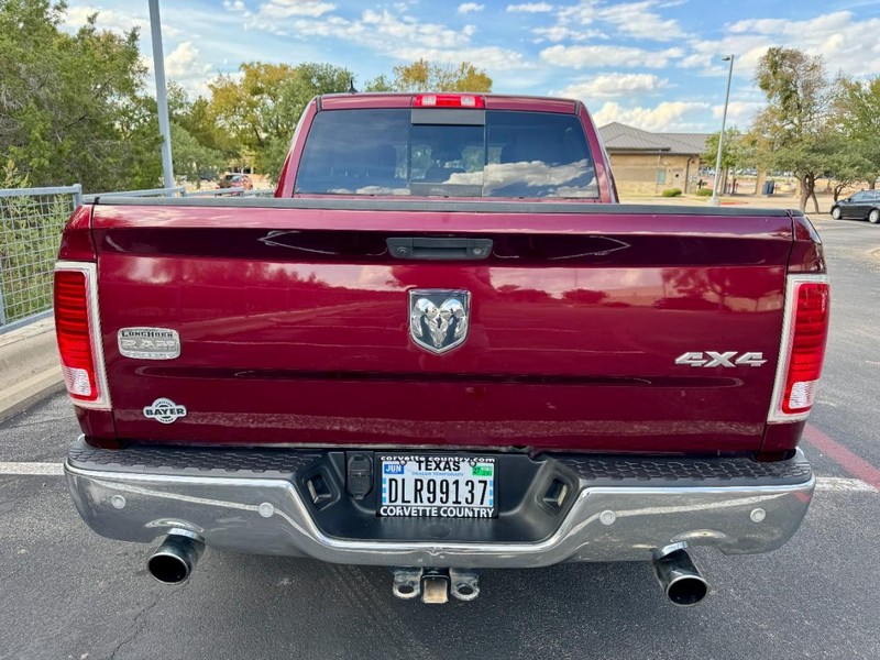 Ram 1500 Laramie Longhorn 3.0 V6 TDSL 4WD Vehicle Image 16