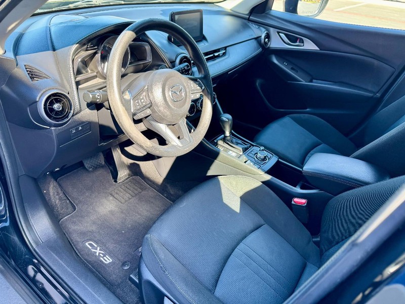 Mazda CX-3 Sport FWD Vehicle Image 05