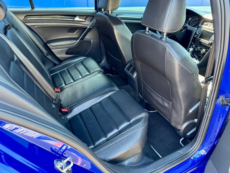 Volkswagen Golf R with DCC and Navigation Vehicle Full-screen Gallery Image 19