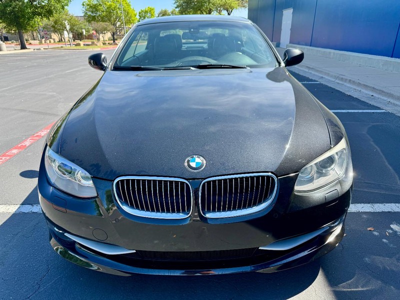 BMW 328i Vehicle Image 12