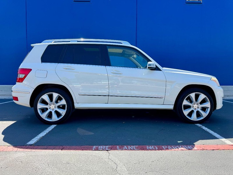Mercedes-Benz GLK350 RWD Vehicle Image 03