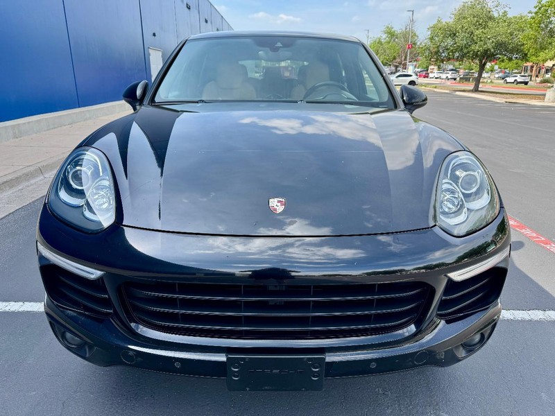 Porsche Cayenne S AWD Vehicle Image 07