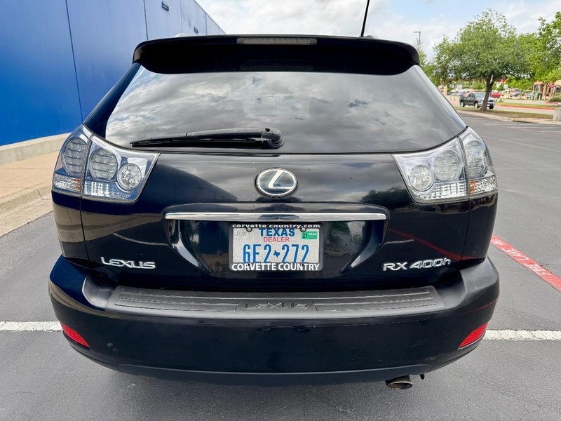 Lexus RX400h AWD Hybrid Vehicle Image 16