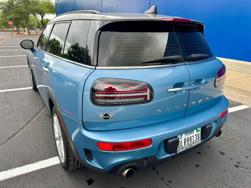 MINI Cooper Clubman S Vehicle Image 10