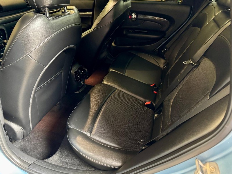 MINI Cooper Clubman S Vehicle Image 18
