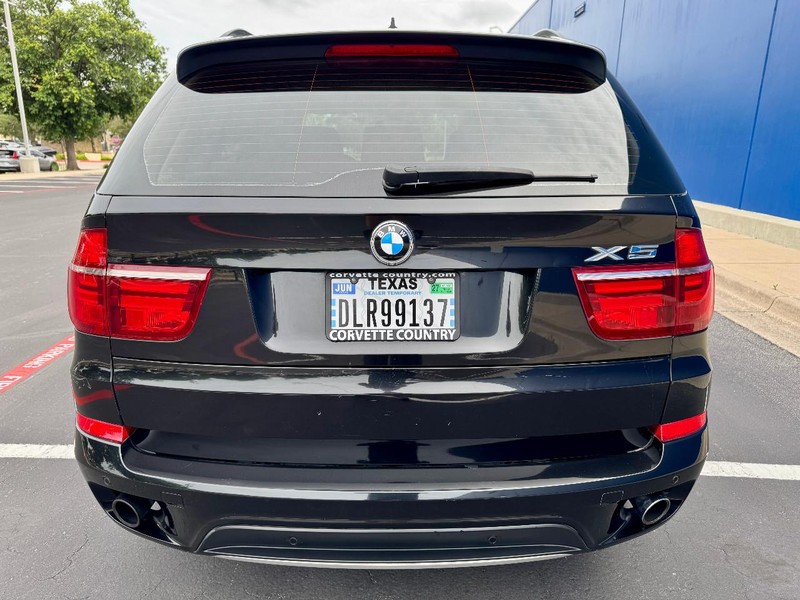 BMW X5 xDrive35i AWD Vehicle Full-screen Gallery Image 11