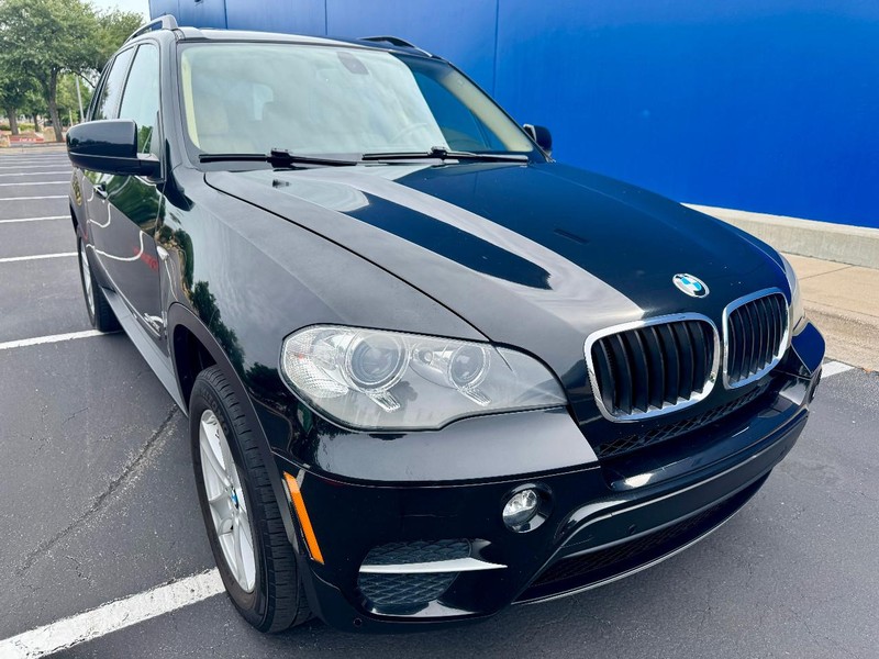 BMW X5 xDrive35i AWD Vehicle Full-screen Gallery Image 13