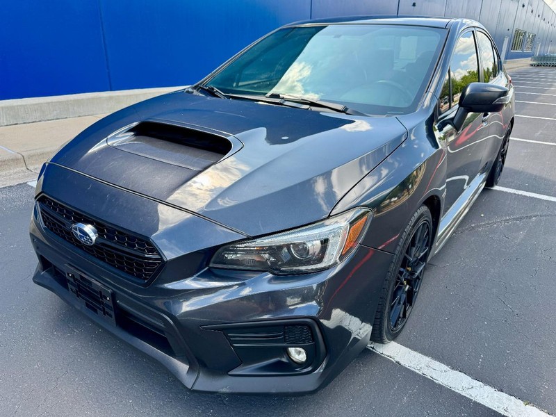 Subaru WRX Limited Vehicle Full-screen Gallery Image 02