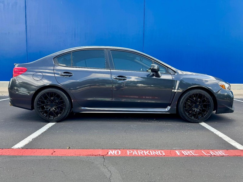 Subaru WRX Limited Vehicle Full-screen Gallery Image 03