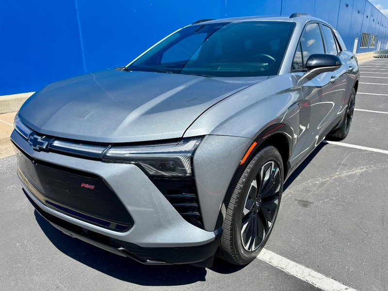 Chevrolet Blazer EV RS AWD Vehicle Image 02