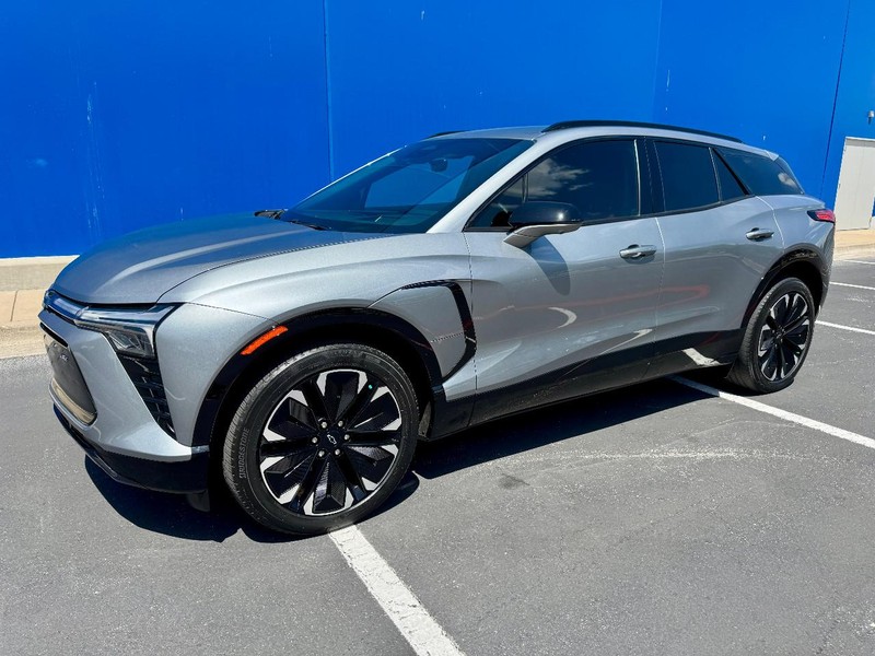 Chevrolet Blazer EV RS AWD Vehicle Image 08