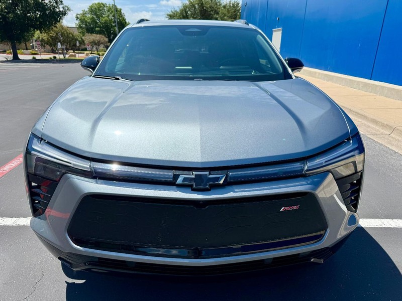 Chevrolet Blazer EV RS AWD Vehicle Image 12