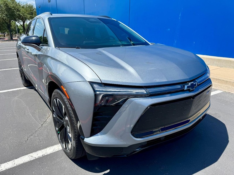 Chevrolet Blazer EV RS AWD Vehicle Image 13