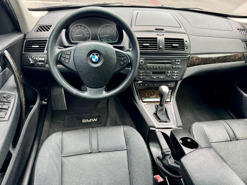 BMW X3 xDrive30i AWD Vehicle Image 06