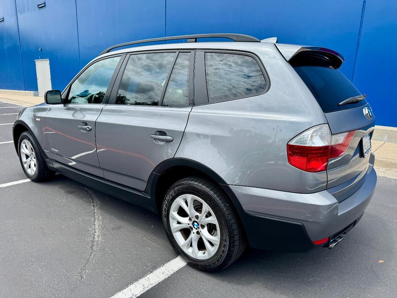 BMW X3 xDrive30i AWD Vehicle Image 09