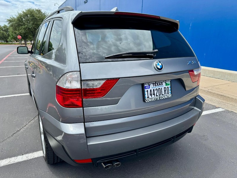 BMW X3 xDrive30i AWD Vehicle Image 10