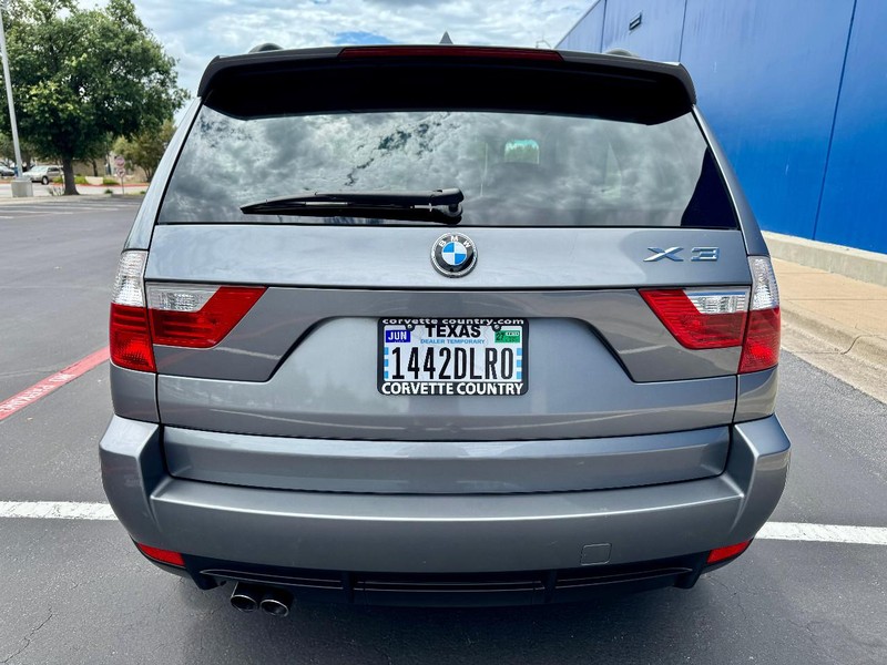 BMW X3 xDrive30i AWD Vehicle Image 11