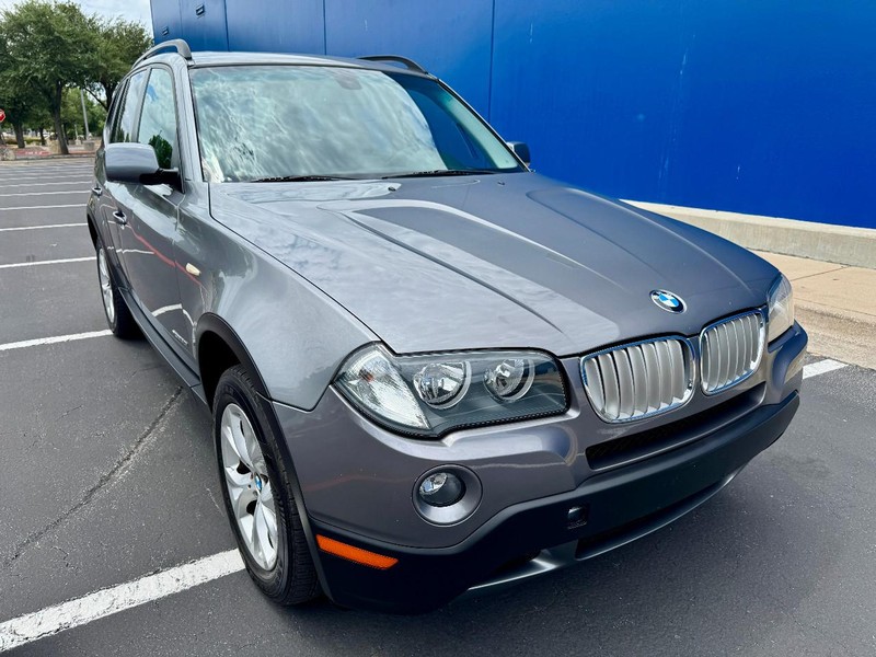 BMW X3 xDrive30i AWD Vehicle Image 13