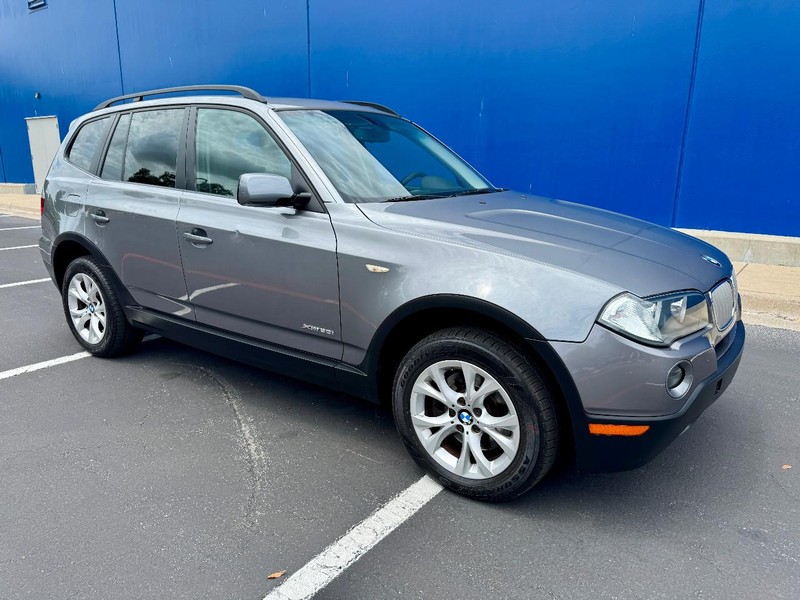 BMW X3 xDrive30i AWD Vehicle Image 14