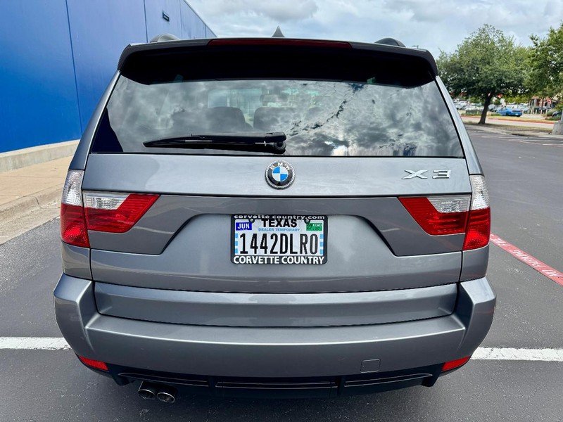 BMW X3 xDrive30i AWD Vehicle Image 16