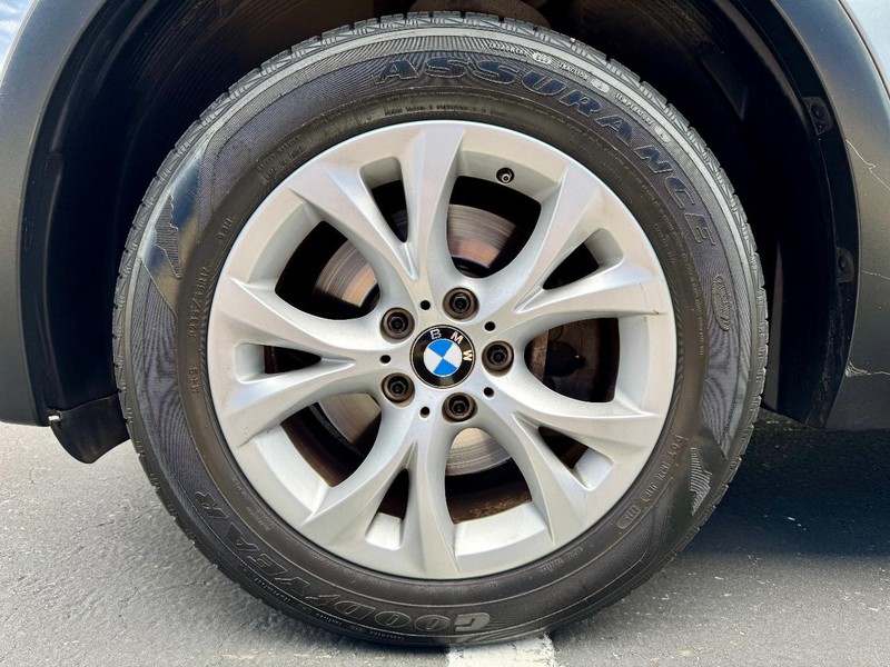 BMW X3 xDrive30i AWD Vehicle Image 22