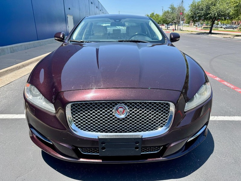 Jaguar XJL Portfolio AWD Vehicle Image 07