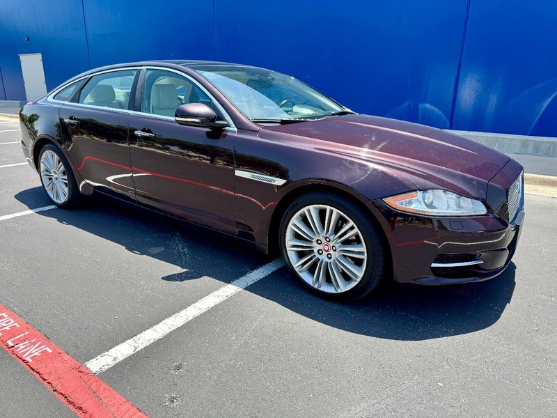 Jaguar XJL Portfolio AWD Vehicle Image 14