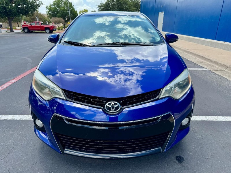 Toyota Corolla S Plus Vehicle Full-screen Gallery Image 12