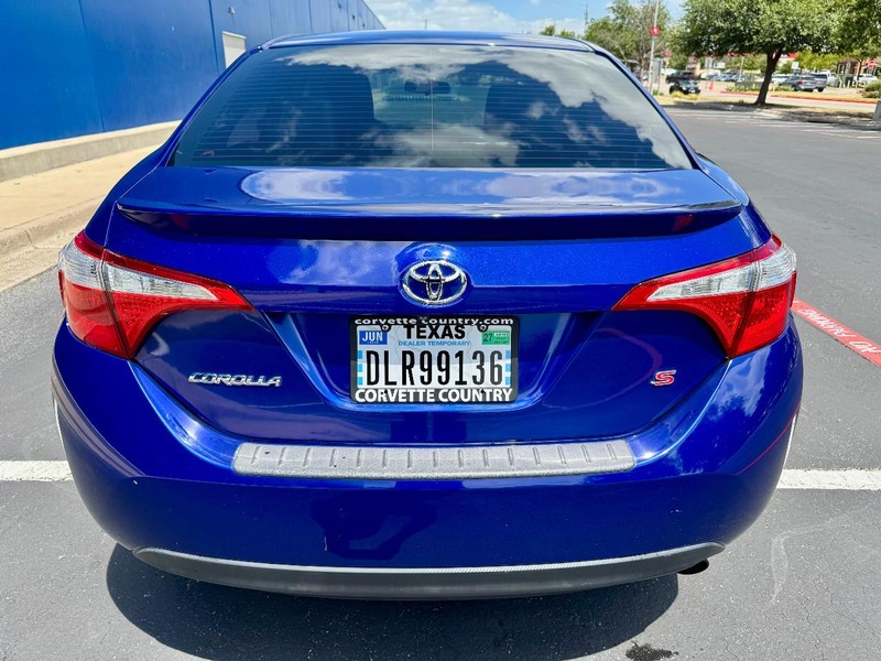 Toyota Corolla S Plus Vehicle Full-screen Gallery Image 16
