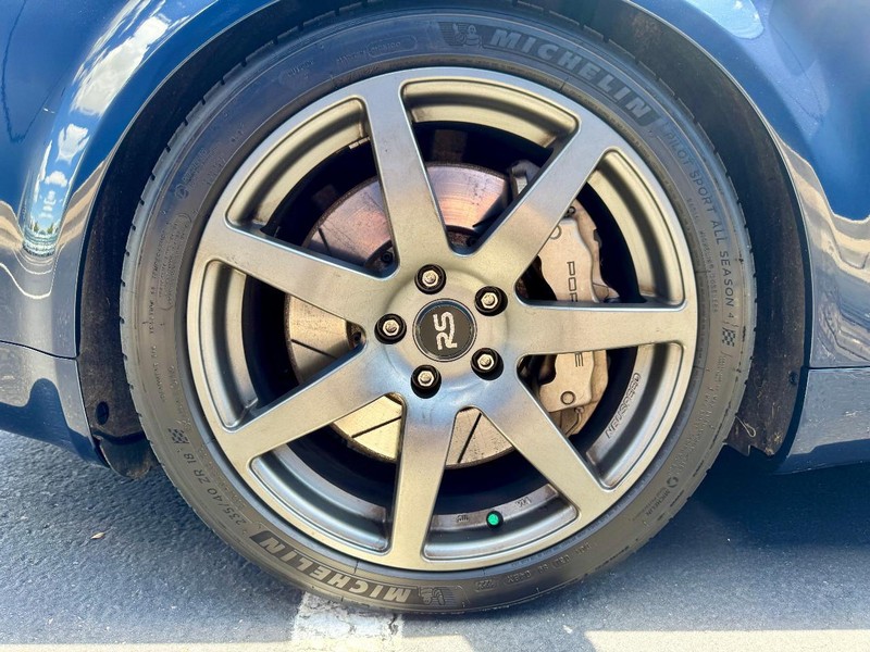 Audi S4 quattro AWD Vehicle Full-screen Gallery Image 21