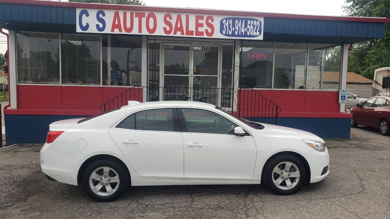 Chevrolet Malibu Limited Vehicle Full-screen Gallery Image 02