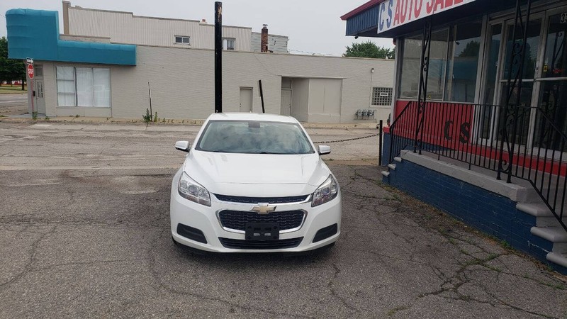 Chevrolet Malibu Limited Vehicle Full-screen Gallery Image 03