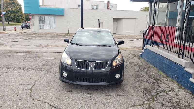 Pontiac Vibe Vehicle Full-screen Gallery Image 03