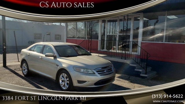 more details - ford taurus