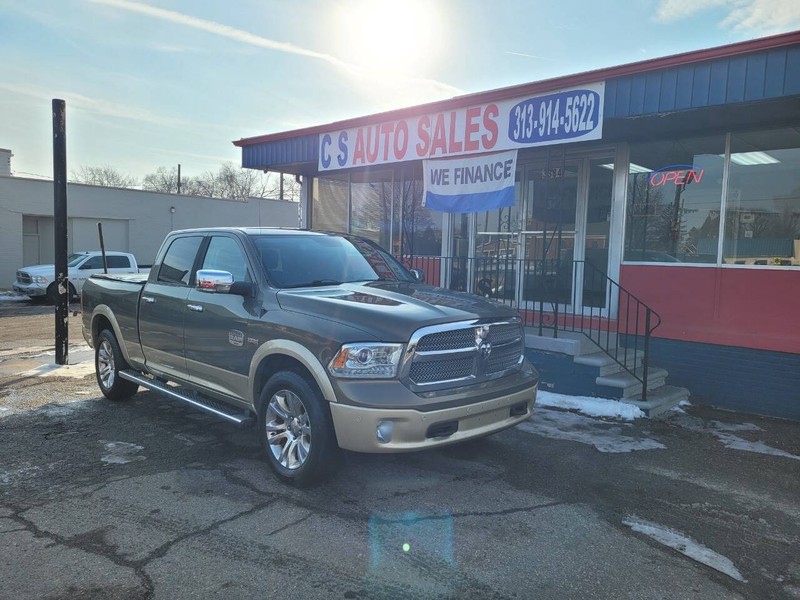 Ram 1500 Vehicle Full-screen Gallery Image 02