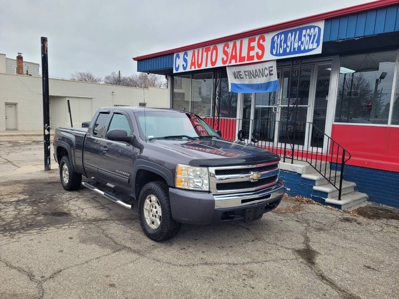 Chevrolet Silverado 1500 Vehicle Full-screen Gallery Image 02