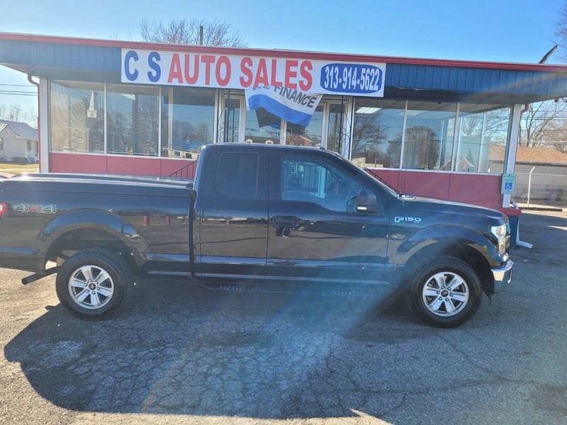 Ford F-150 Vehicle Full-screen Gallery Image 03