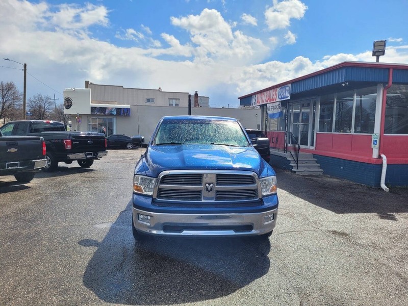 Dodge Ram 1500 Vehicle Full-screen Gallery Image 03