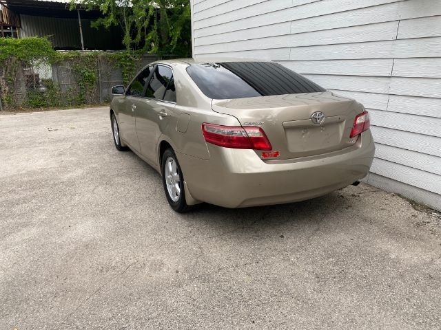 Toyota Camry Vehicle Image 03