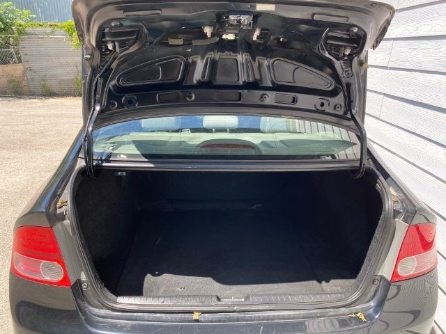 Honda Civic Sedan Vehicle Image 07