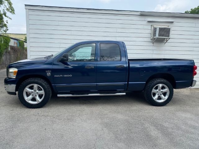 Dodge Ram 1500 Vehicle Image 02
