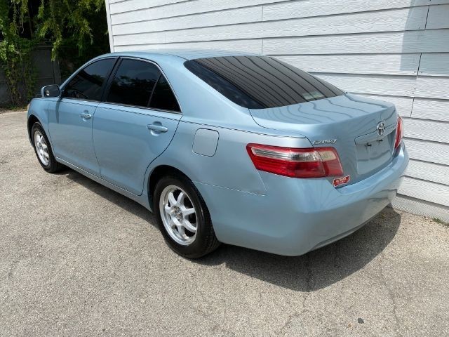 Toyota Camry Vehicle Image 03