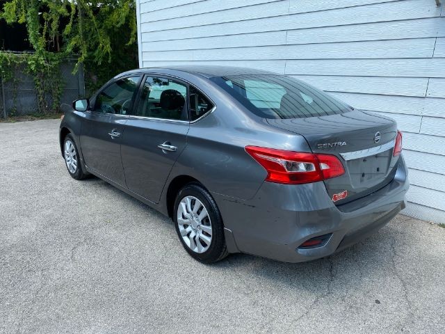 Nissan Sentra Vehicle Image 03