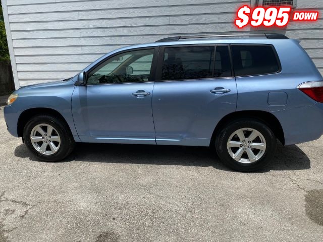 Toyota Highlander Vehicle Image 02