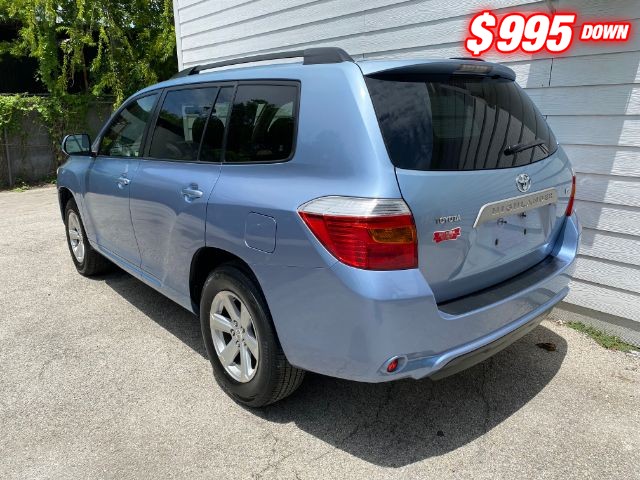 Toyota Highlander Vehicle Image 03