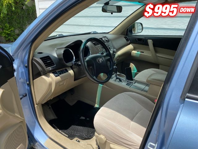 Toyota Highlander Vehicle Image 05