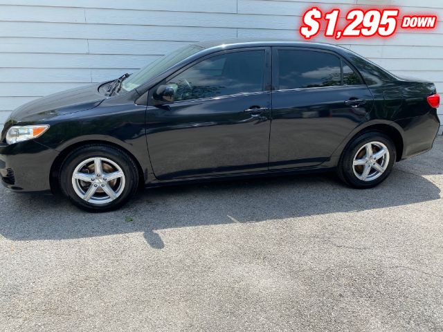 Toyota Corolla Vehicle Image 02